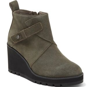 New Eileen Fisher Tinker Wedge Booties
